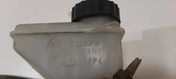 Volvo V70 Master brake cylinder 8646006 03350884861