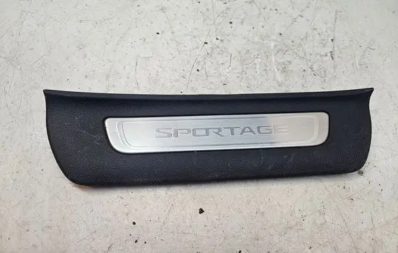 KIA Sportage Rear sill trim cover 85888F1500