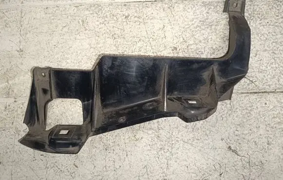 BMW 5 E39 Headlight/headlamp mounting bracket 15372400