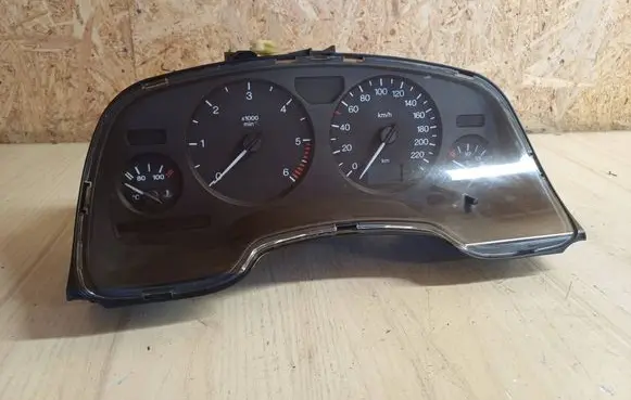 Opel Zafira A Speedometer (instrument cluster) 09228757 351184000 02450061