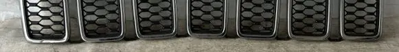 Jeep Grand Cherokee Front grill 68298567AA
