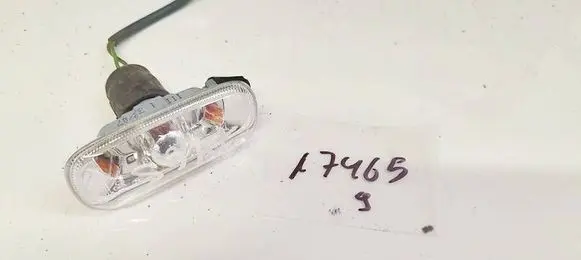 Audi A6 S6 C6 4F Front fender indicator light 8E0949127