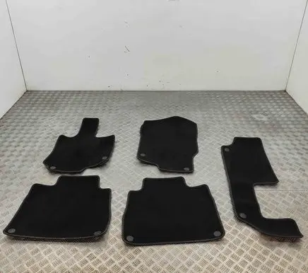 Mercedes-Benz GLE W167 Car floor mat set A1676801810 A1676801010