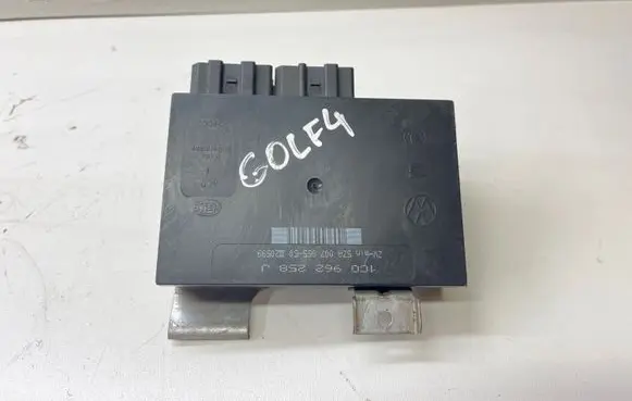 Volkswagen Golf IV Comfort/convenience module 1J1907342A