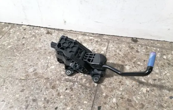 Lexus ES 250 - 300 - 330 Accelerator throttle pedal 7811033180