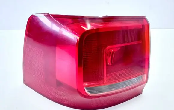 Volkswagen Sharan Rear/tail lights 7N0945095G