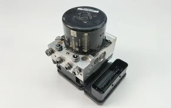Volkswagen Golf Plus ABS Pump 1K0614517DE 1K0907379BJ 10021206814