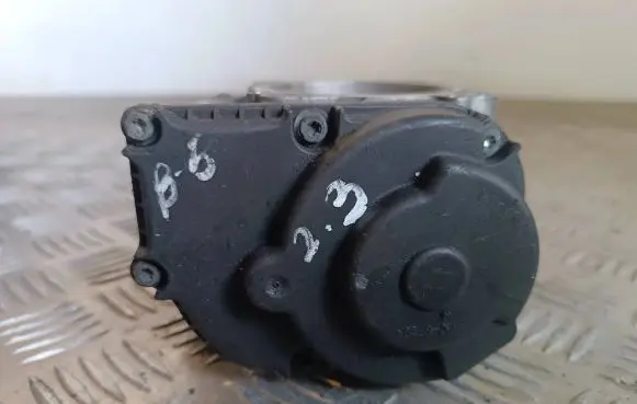 Skoda Superb B5 (3U) Throttle valve 021133066