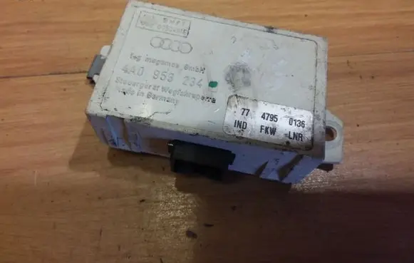 Audi A4 S4 B5 8D Immobilizer control unit/module 4A0953234