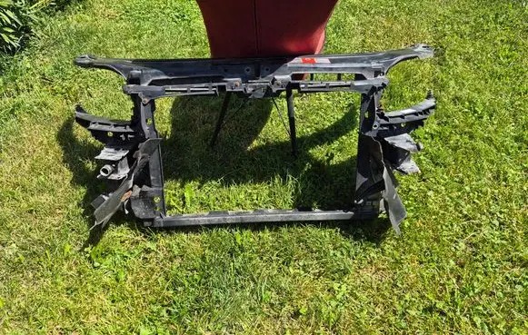 Audi A3 S3 8P Radiator support slam panel 8P0805594A