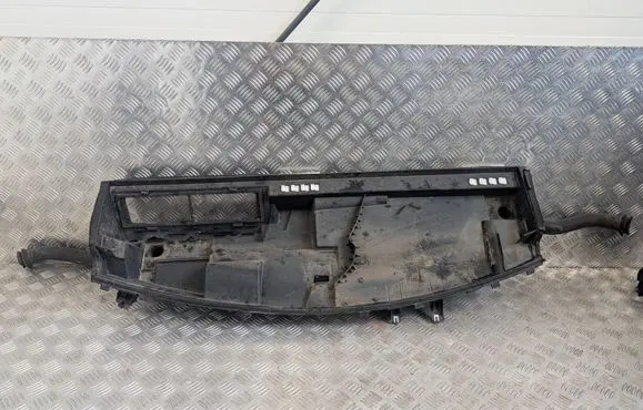 Ford Tourneo Custom Wiper trim BK21-V021B12-BG