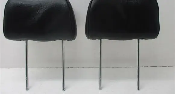 Peugeot 607 Front seat headrest 