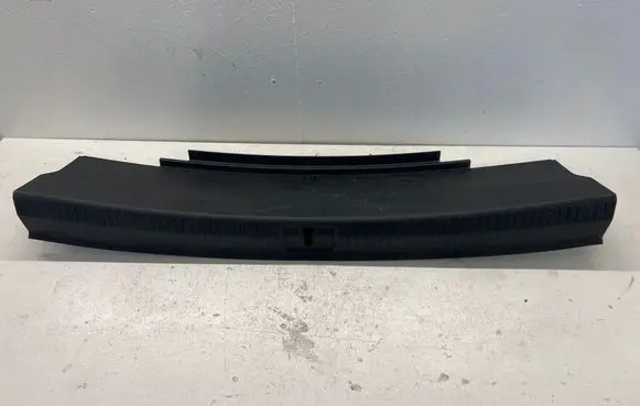 Volkswagen Tiguan Trunk/boot sill cover protection 5NA863459D