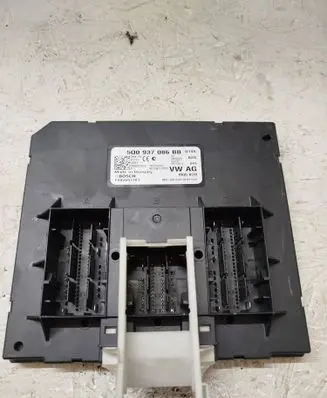 Volkswagen PASSAT B8 Comfort/convenience module 5Q0937086BB