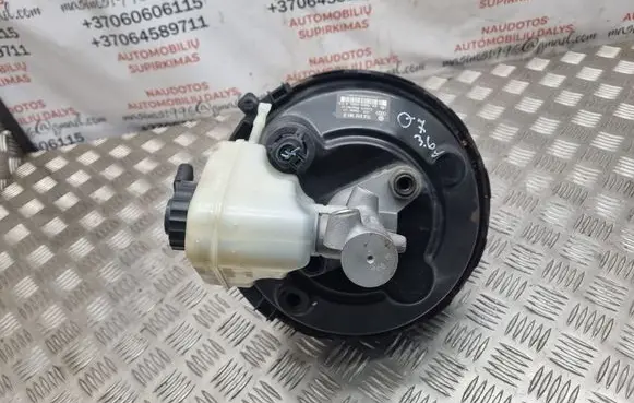 Audi Q7 4L Brake booster 7L8612101D