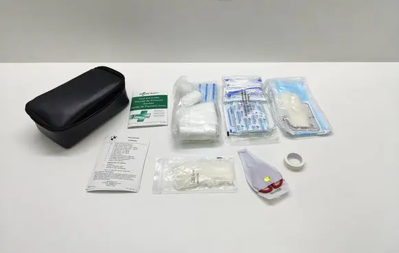 BMW 7 G11 G12 First aid kit C031759 160113B 160196