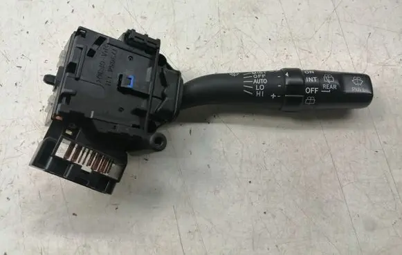 Toyota Corolla Verso AR10 Wiper control stalk 8465205170 173821