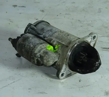 Opel Insignia A Starter motor