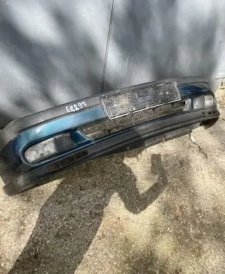 Renault Laguna I Front bumper 0130818481 E2297