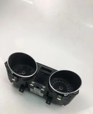 Volkswagen Golf VI Speedometer (instrument cluster) 5K0920872A