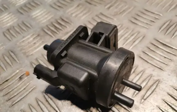 Mercedes-Benz C W203 Turbo solenoid valve 0005450427