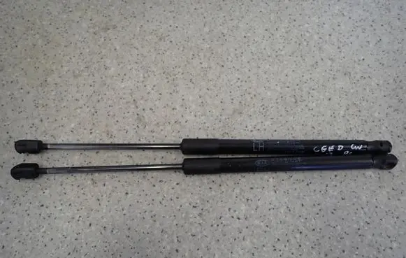 KIA Ceed Tailgate strut 81770A2200