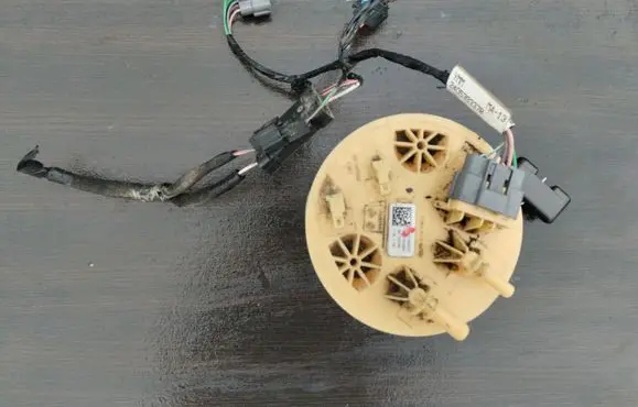 Renault Megane IV In-tank fuel pump 0580203319 172027799R 240539337R