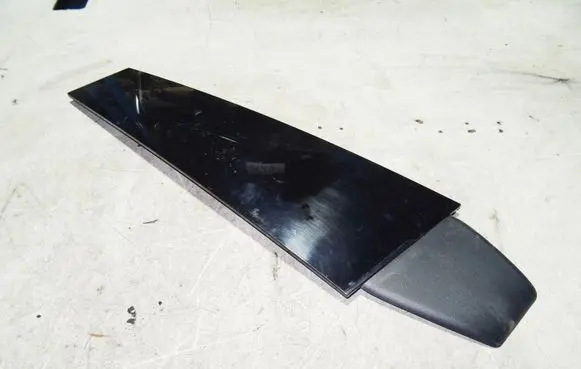 BMW 5 GT F07 (B) pillar trim (top)