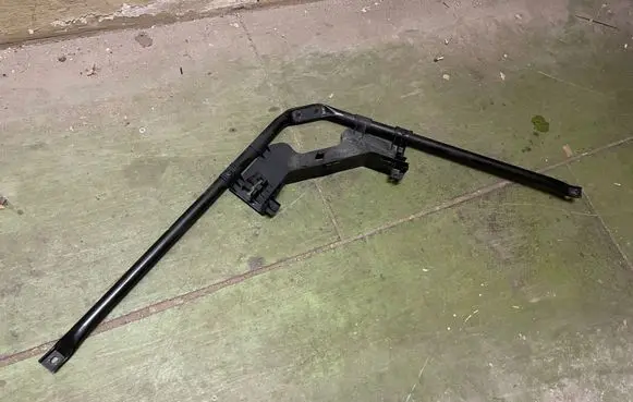 BMW 5 F10 F11 Other engine bay part 7046555