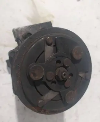 Opel Vectra C Air conditioning (A/C) compressor (pump) 13171593