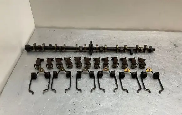 BMW 3 E92 E93 Camshaft 7515868