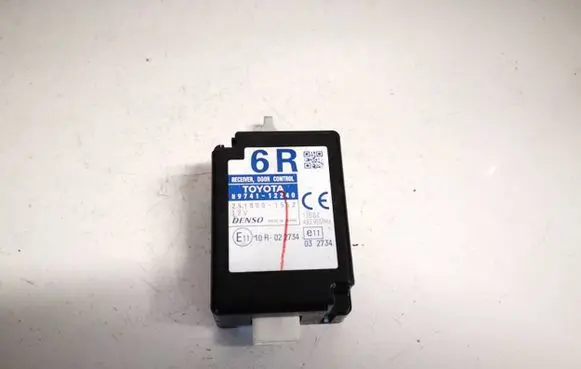 Toyota Corolla E140 E150 Door control unit/module 8974112240 89741-12240