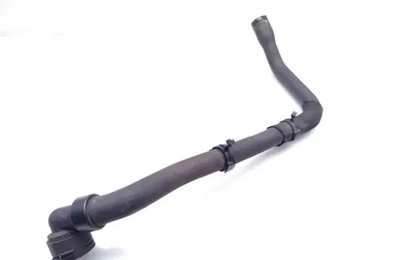 Land Rover Range Rover Evoque L538 Engine coolant pipe/hose BJ32-8260-AD