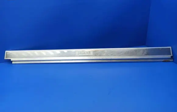 Jaguar XJS Front sill trim cover