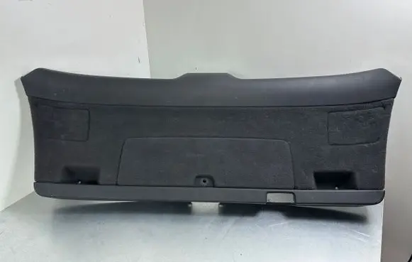Audi A4 S4 B7 8E 8H Tailgate/boot lid cover trim 