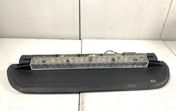 BMW 3 E46 Third/center stoplight 6325838696512