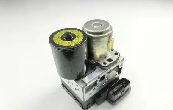 Lexus IS III XE30 ABS Pump 4451030290