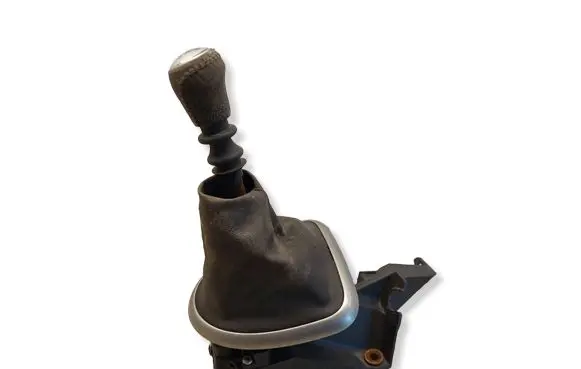 Nissan Qashqai Gear shifter/selector 112102067