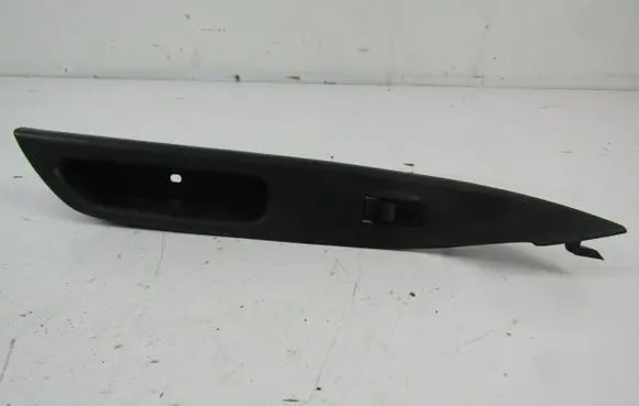 Mazda 6 Electric window control switch GJ6A684LI