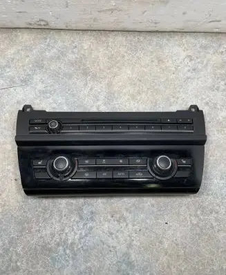 BMW 5 F10 F11 Climate control unit 9324317 0001672075 900256300015