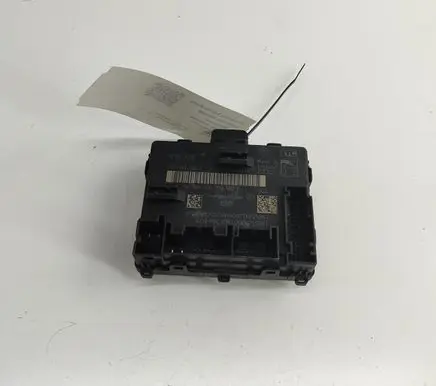 Volkswagen Golf VIII Door control unit/module 5Q0959592K 5Q0959592F