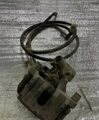 Mazda 3 II Rear brake caliper
