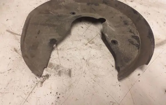 Audi A4 S4 B6 8E 8H Rear brake disc plate dust cover 8E0615612J