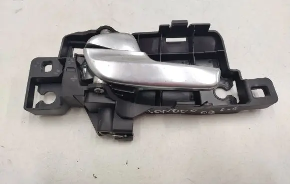 Rear door interior handle