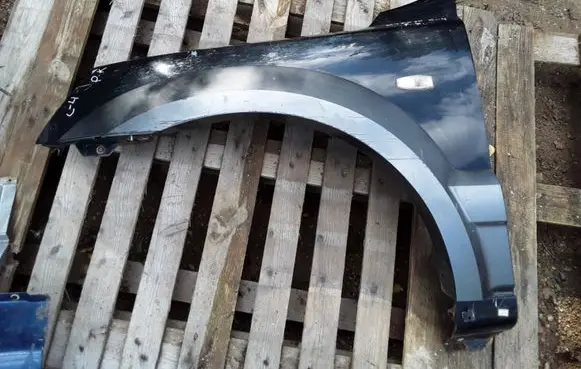 KIA Sorento Fender NOCODE