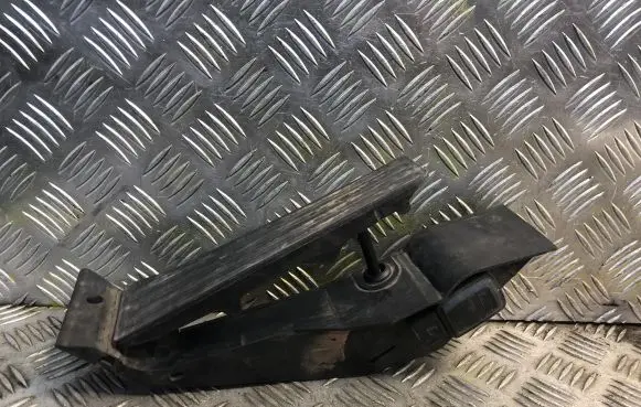 BMW 5 E60 E61 Accelerator throttle pedal