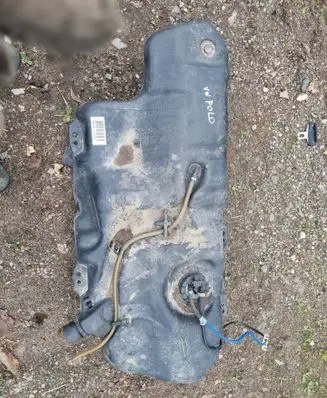 Volkswagen Polo III 6N 6N2 6NF Fuel tank 