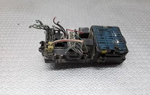 Mitsubishi Pajero Fuse module