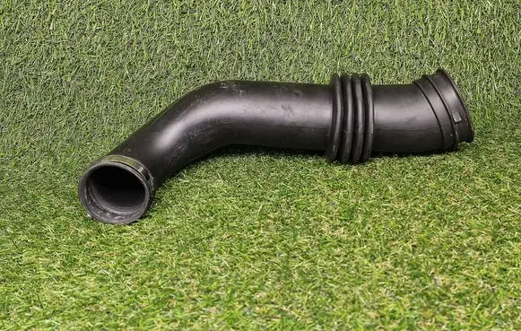 Ford Focus Air intake hose/pipe YS4U9R504CB
