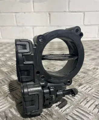 Mercedes-Benz E W211 Engine shut-off valve A6510900370 DK0040 0280750564